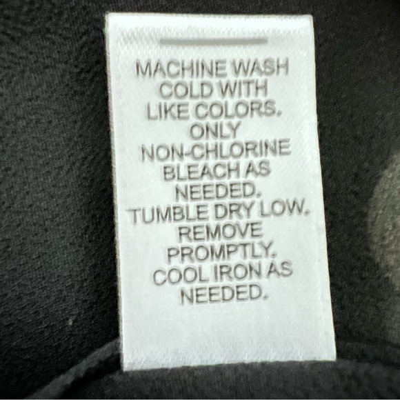 Women’s Large *Cold Shoulder* Blouse Black with White Hearts 3/4 sleeves - Picture 7 of 9